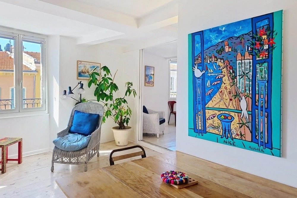 Living room with armchair and painting of Nice, 2-bedroom apartment in the Port, Nice