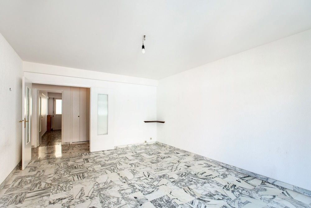 Living room with marble floor and doorway to the hall, 2-bedroom apartment in the Port, Nice