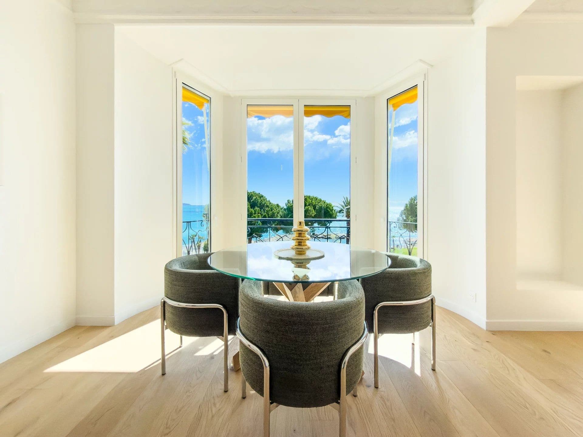 Sitting area