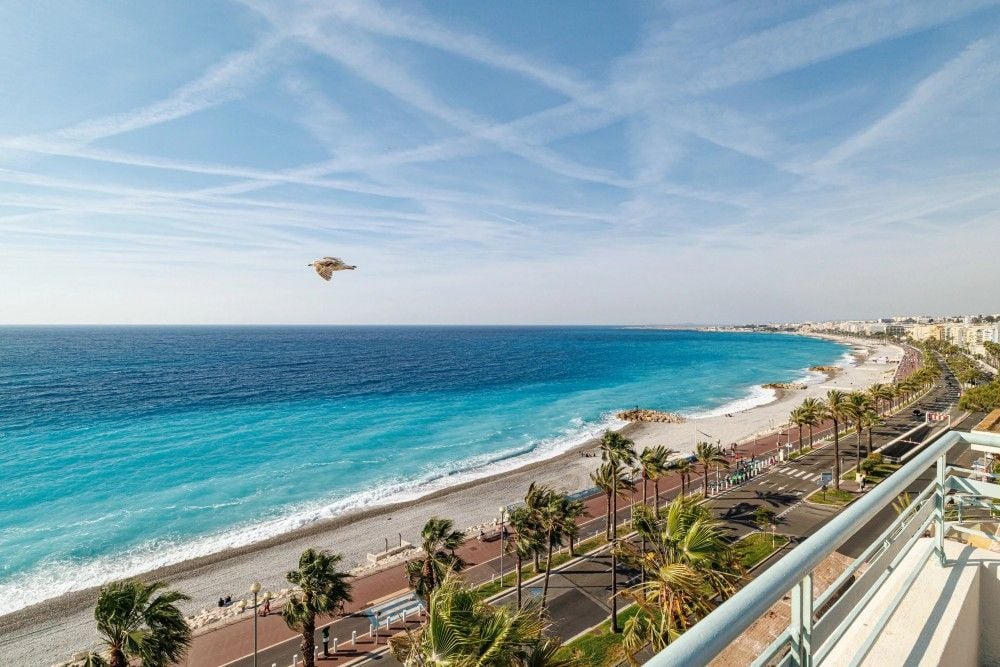 View over the Baie des Anges from the apartment, 3-bedroom apartment in the Promenade des Anglais, Nice