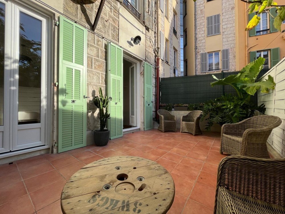 3 bed Property For Sale in Nice,  - 13