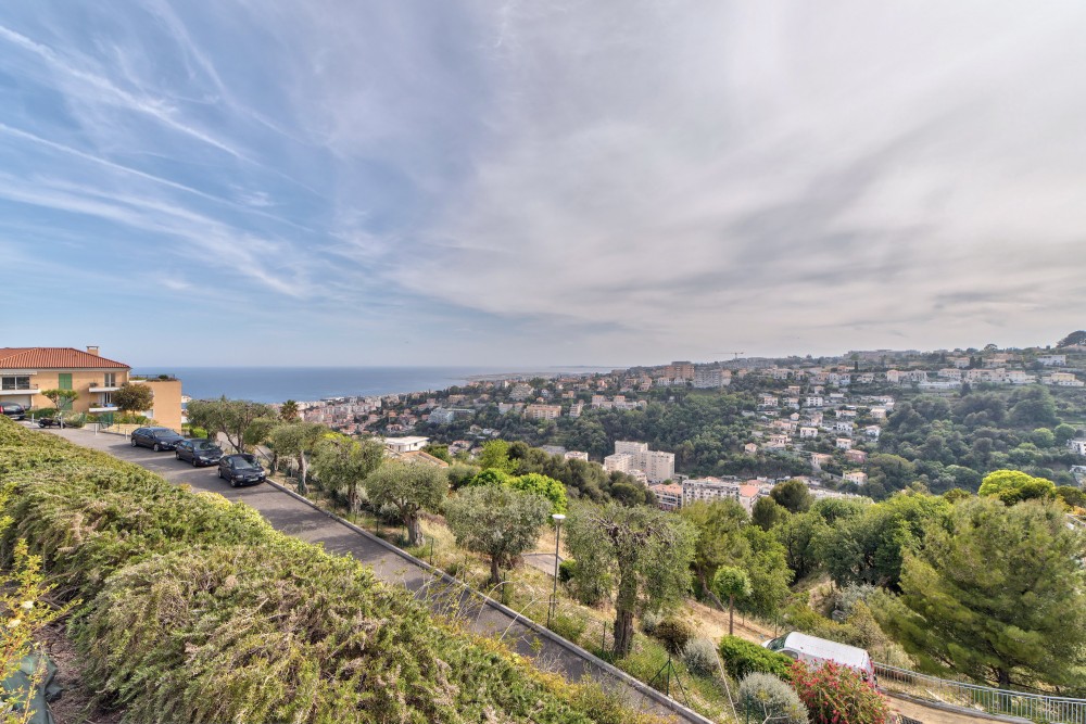 1 bed Property For Sale in Nice,  - 17