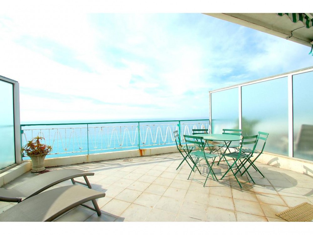 1 bed Property For Sale in Nice,  - 1