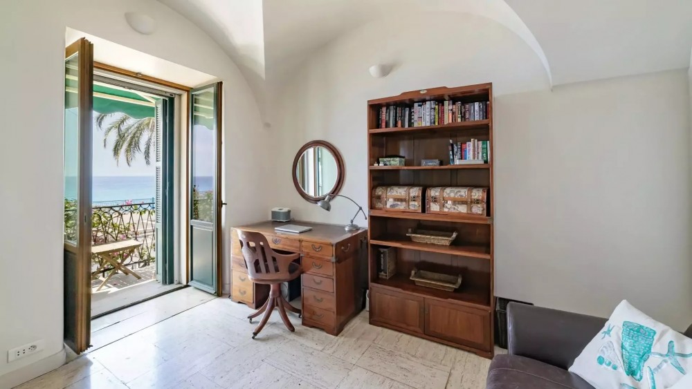 3 bed Property For Sale in Nice,  - 6