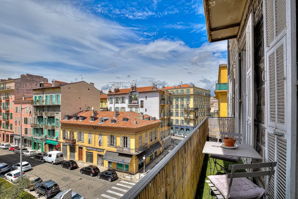 2 bed Property For Sale in Nice,  - thumb 1