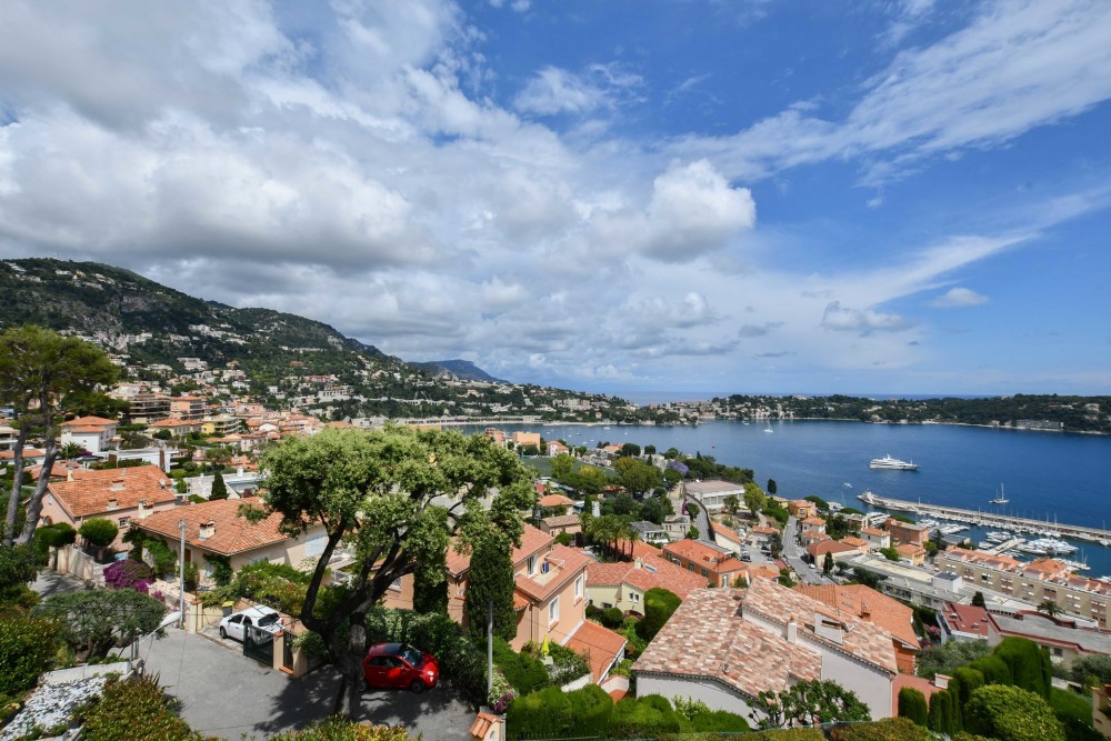 1 bed Property For Sale in Outside Nice,  - thumb 2