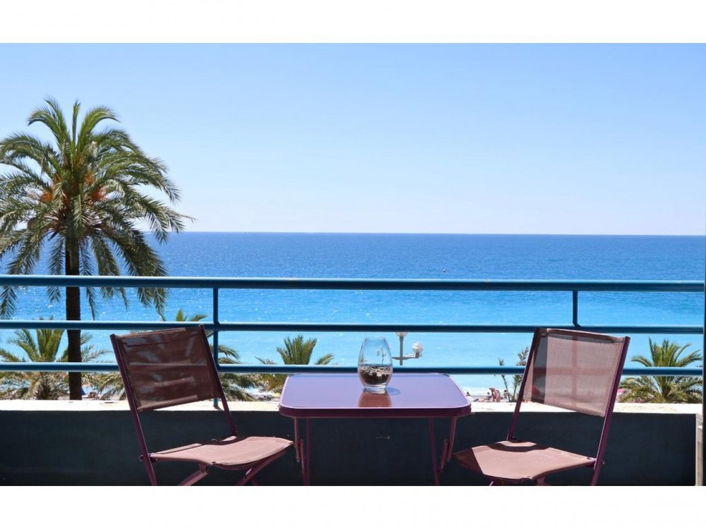 1 bed Property For Sale in Nice,  - 1